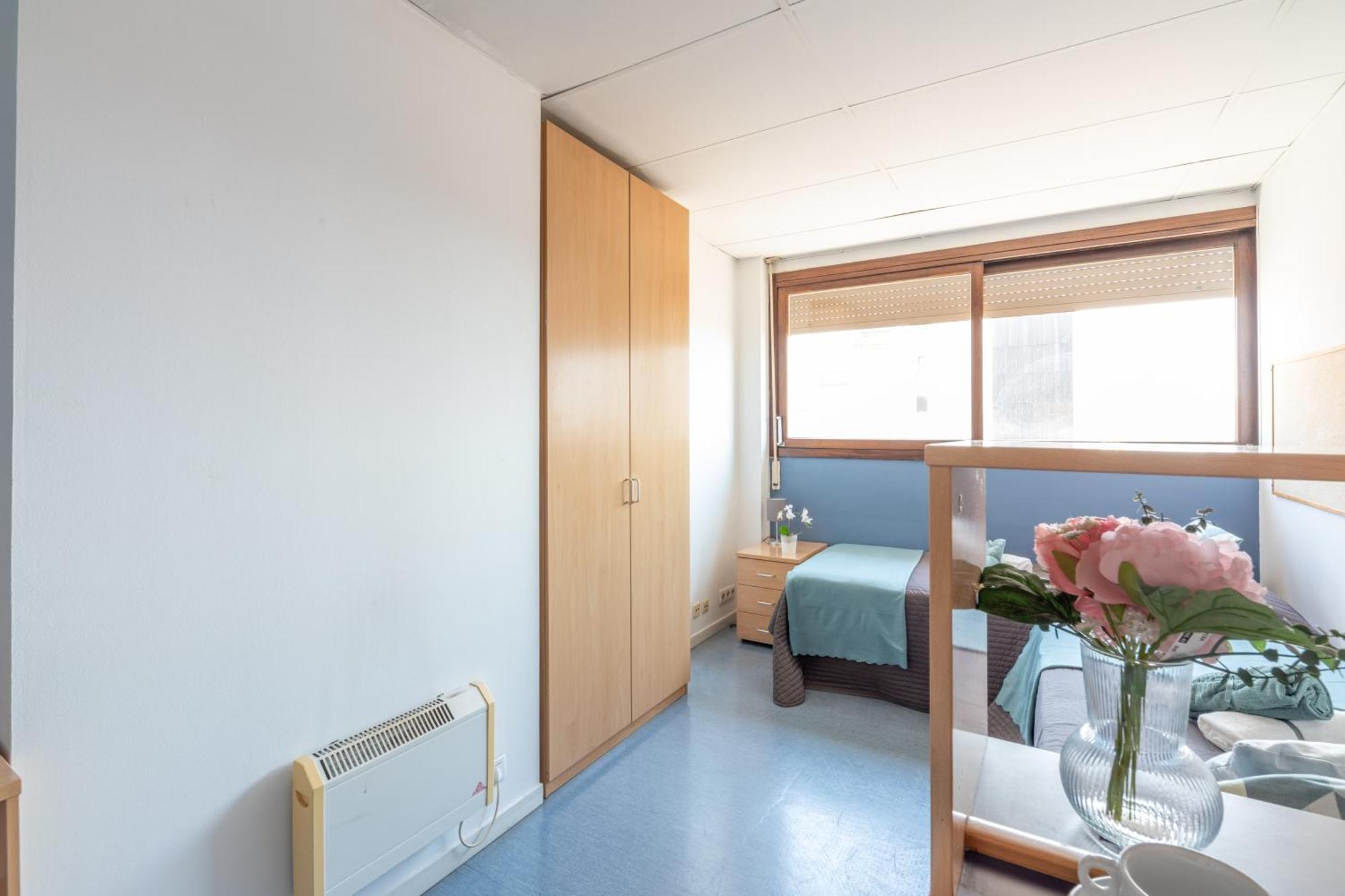 Residencia Universitaria Resa Lesseps Barcelona Ngoại thất bức ảnh