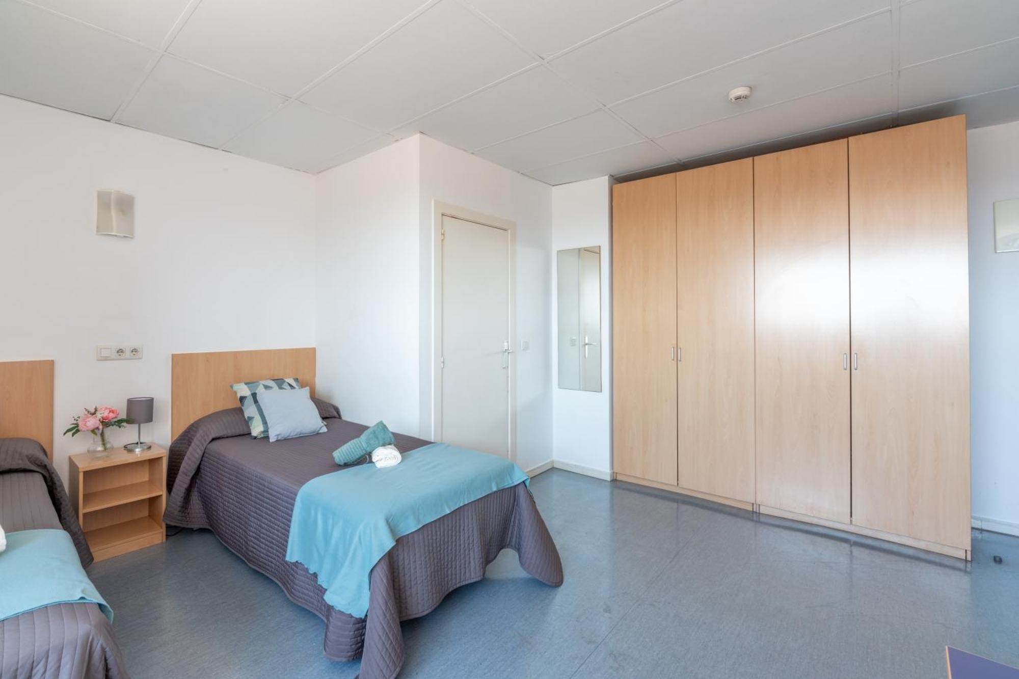 Residencia Universitaria Resa Lesseps Barcelona Ngoại thất bức ảnh
