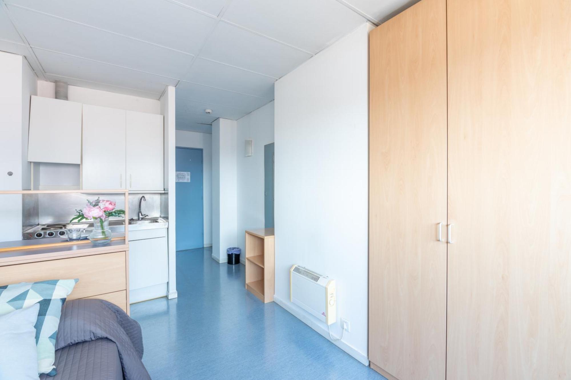 Residencia Universitaria Resa Lesseps Barcelona Ngoại thất bức ảnh