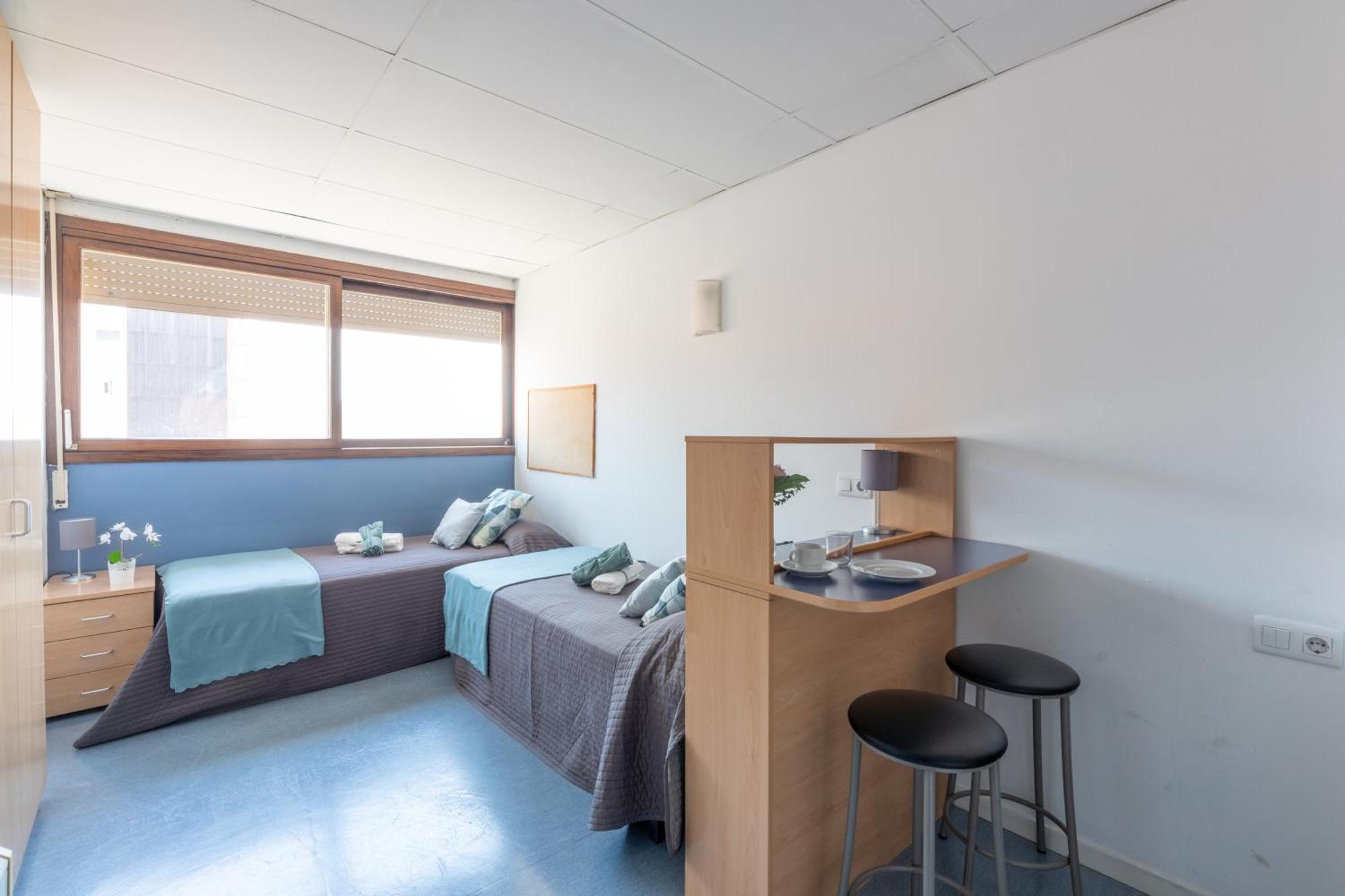 Residencia Universitaria Resa Lesseps Barcelona Ngoại thất bức ảnh