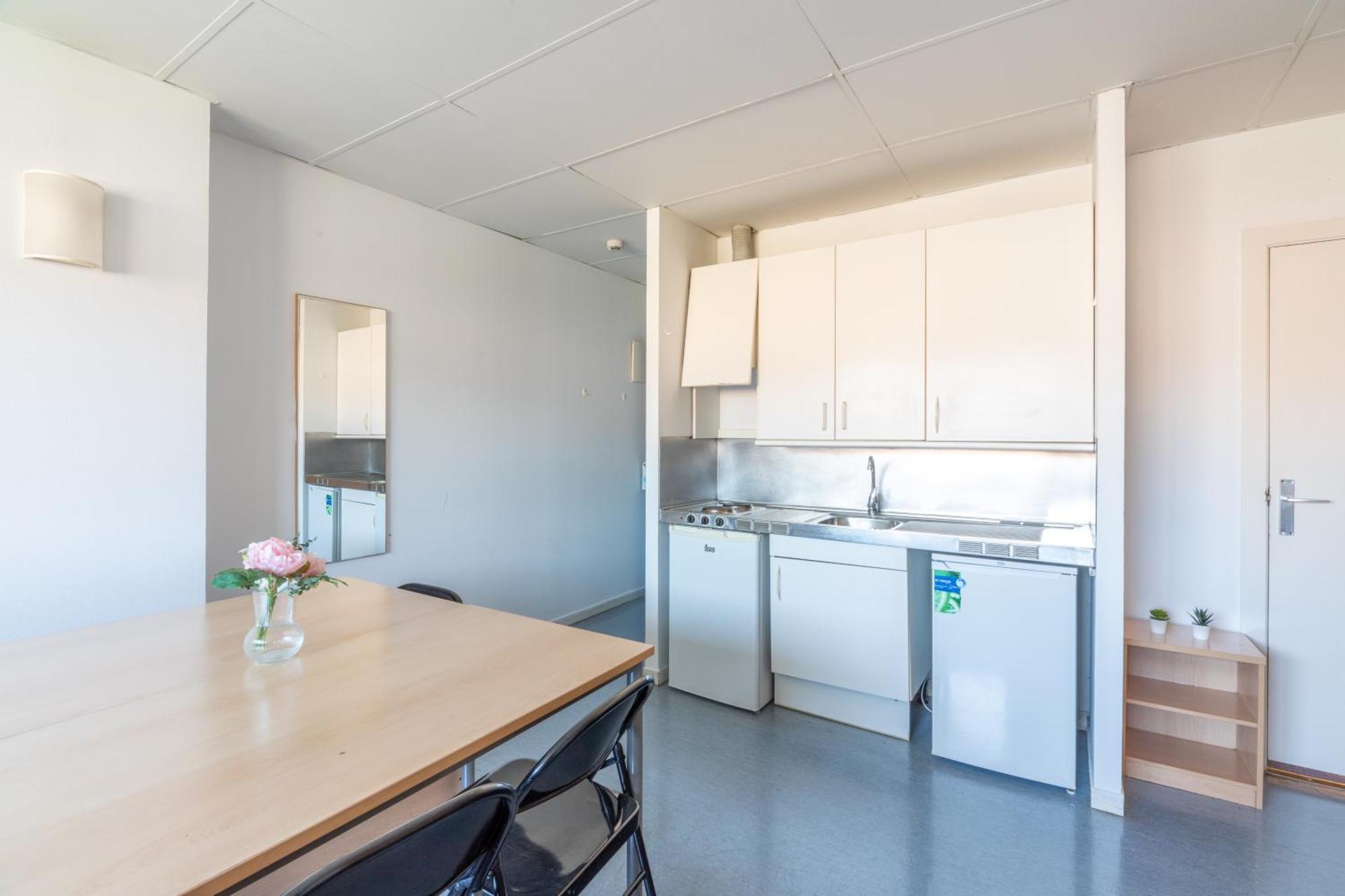 Residencia Universitaria Resa Lesseps Barcelona Ngoại thất bức ảnh