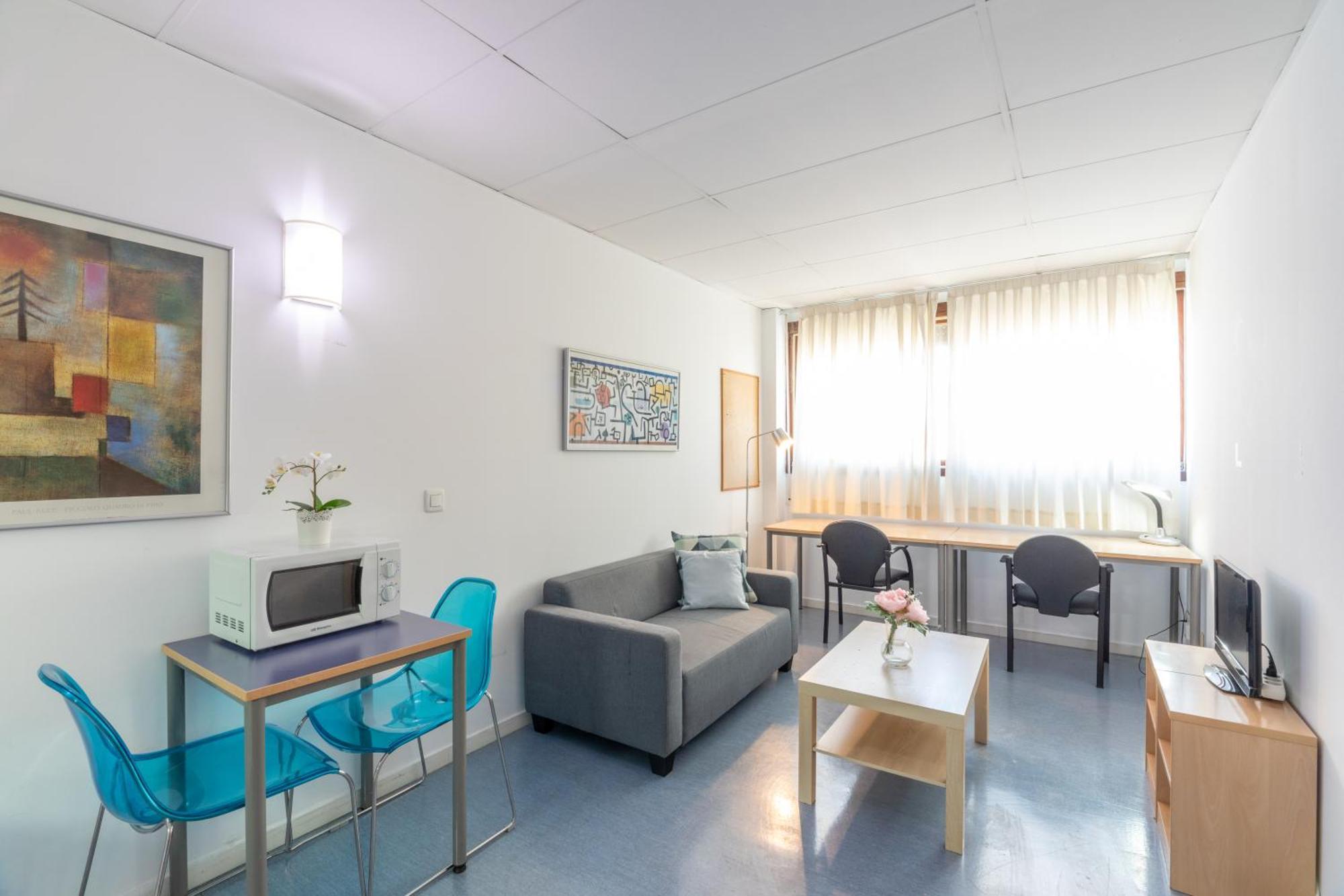 Residencia Universitaria Resa Lesseps Barcelona Ngoại thất bức ảnh