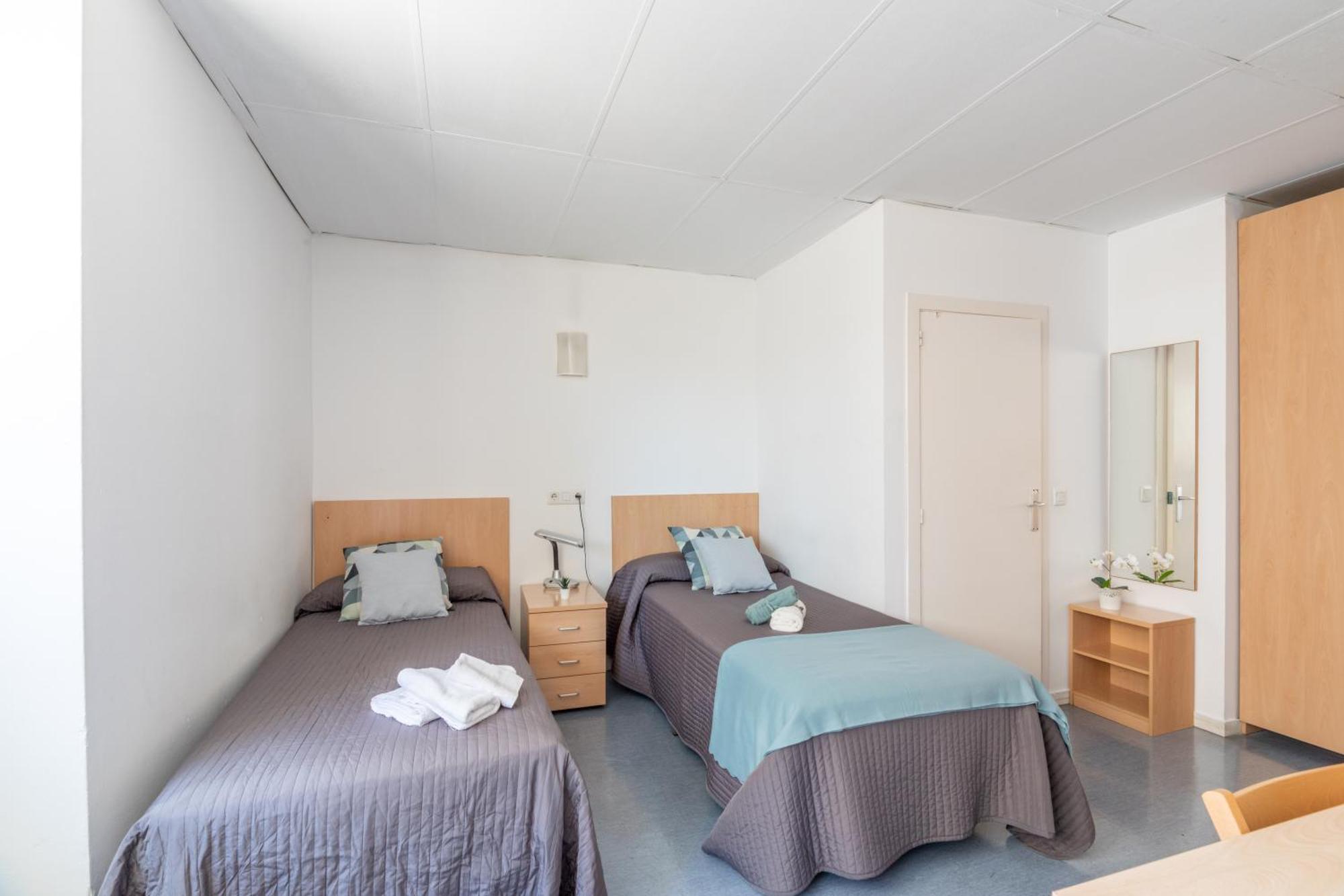Residencia Universitaria Resa Lesseps Barcelona Ngoại thất bức ảnh