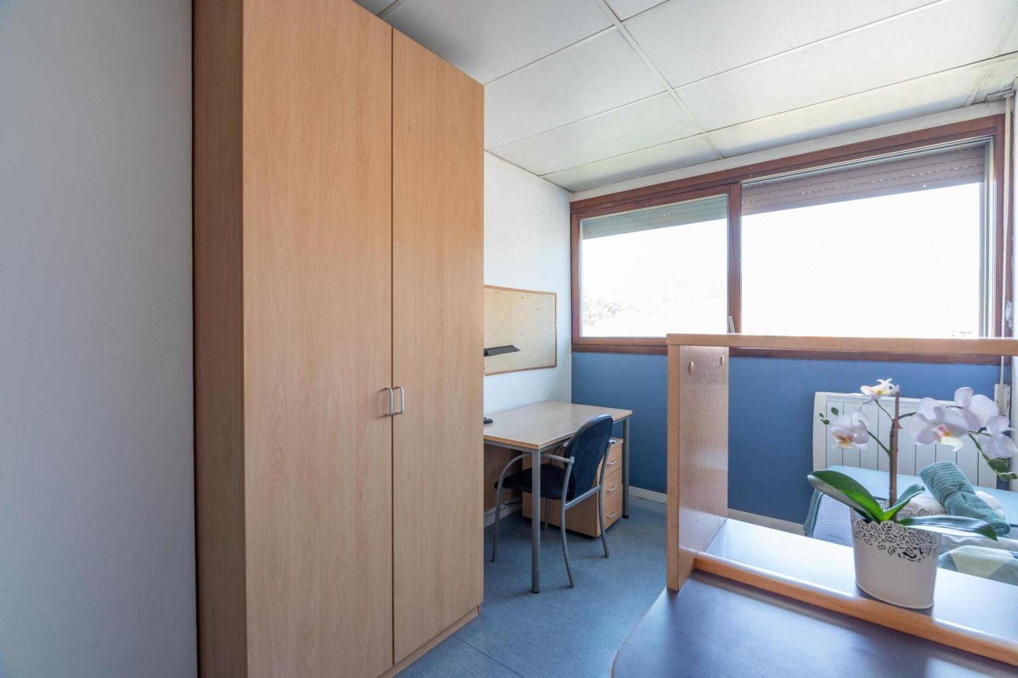 Residencia Universitaria Resa Lesseps Barcelona Ngoại thất bức ảnh